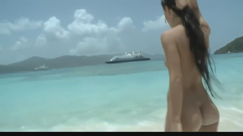 ass beach melisa mendiny clip