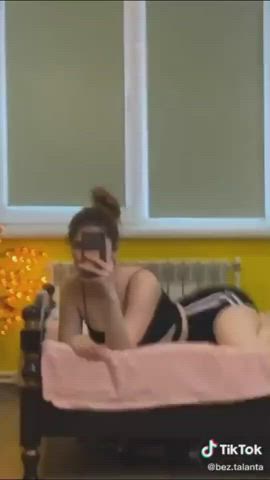 ass back arched grinding sex tiktok twerking clip