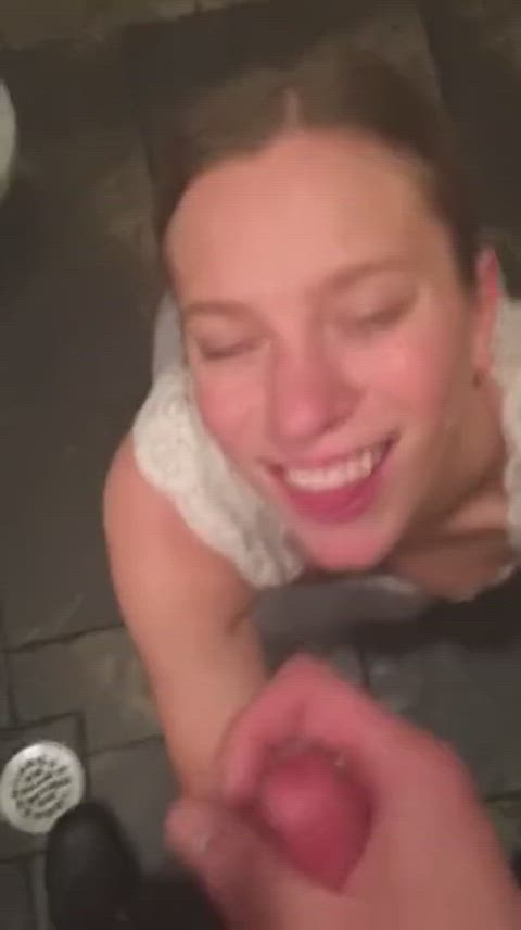 amateur babe big dick blowjob cumshot cute facial pretty clip