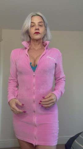 3 kids with all natural boobs. Are there men that still like natural?