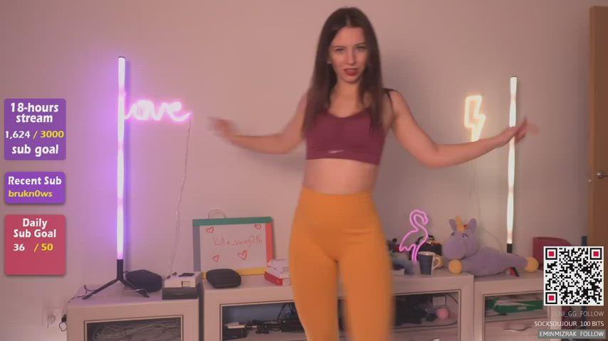 Dancing Leggings Tight Ass clip