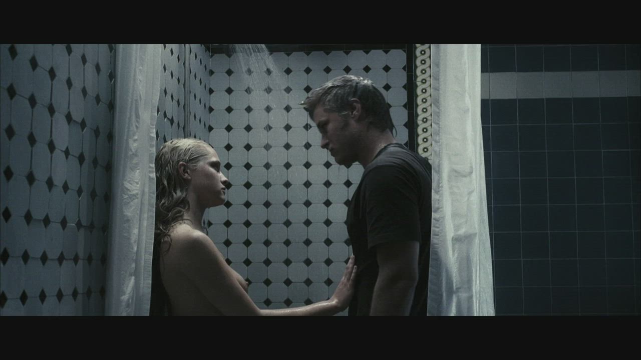 Australian Celebrity Cinema Nudity clip