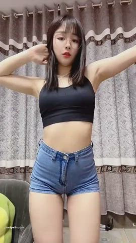 Asian Teen TikTok clip