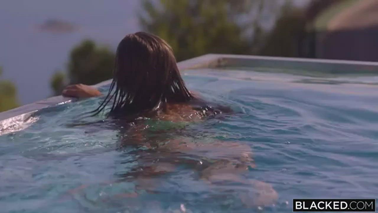 Big Ass Euro Talia Mint clip