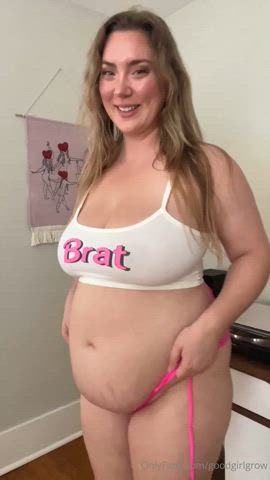 brunette chubby onlyfans underwear clip
