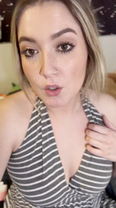 big eyes blonde dirty talk dress lips burping clip