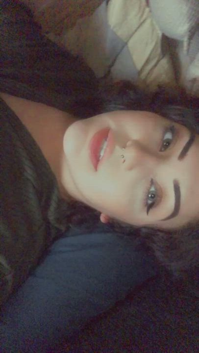 Green Eyes Latina Sucking clip
