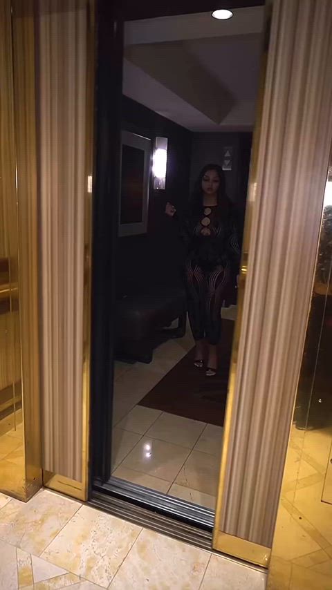 ass big ass public clip