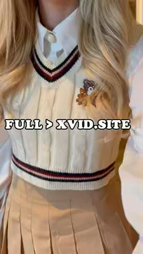 august skye charlotte cross lexi bloom clip