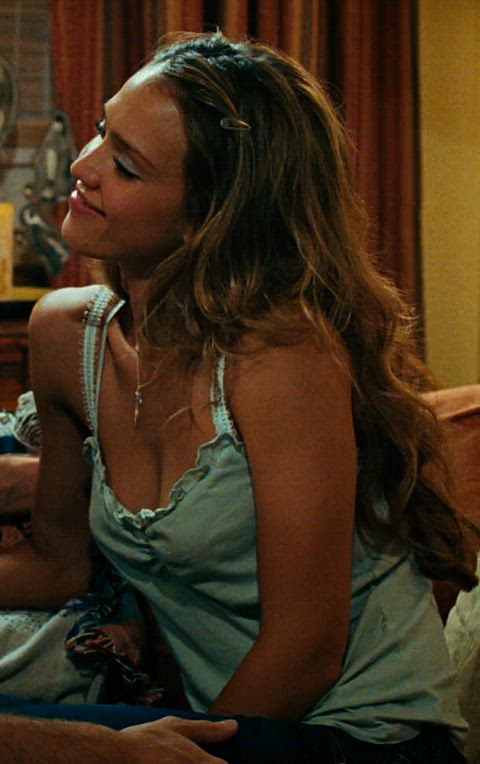 celebrity female jessica alba clip