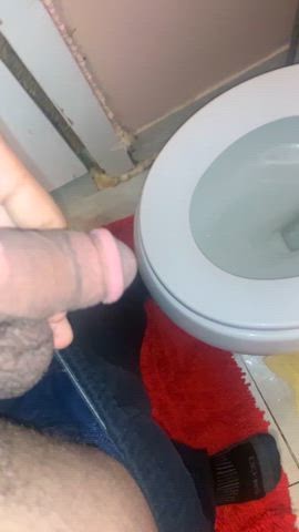 Had to piss so badddd 😮💨