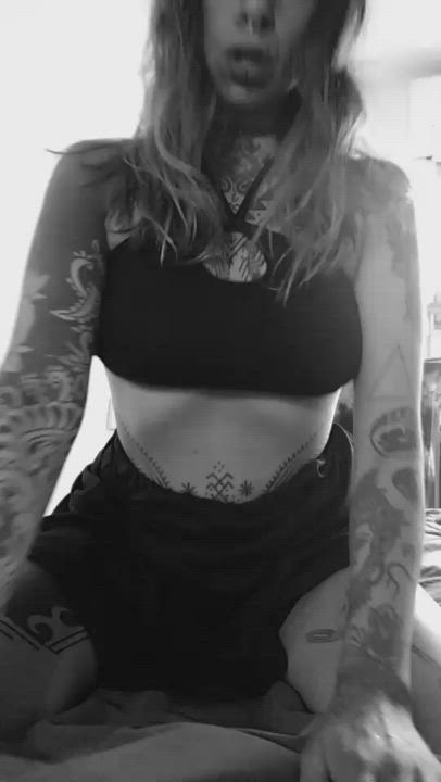 Big Dick Dildo Latina clip