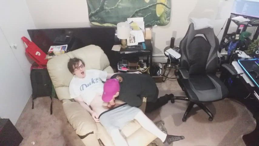 College Handjob Laughing Stranger clip