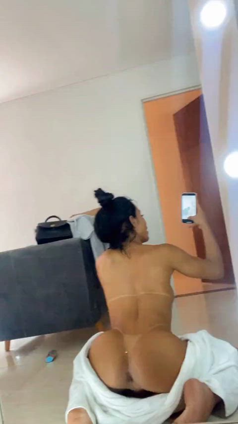 do you like latina's ass? [OC]