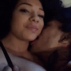 Amateur Kiss clip