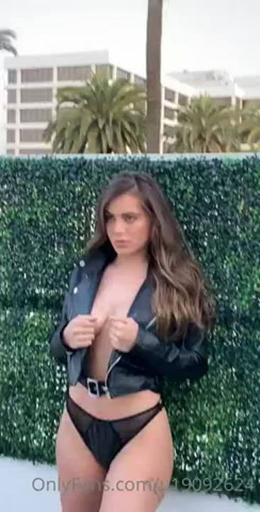 boobs exposed lana rhoades clip