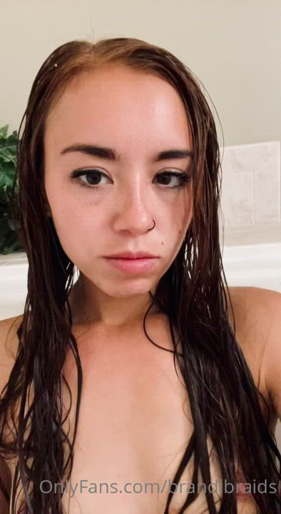 Bathtub Boobs Masturbating clip