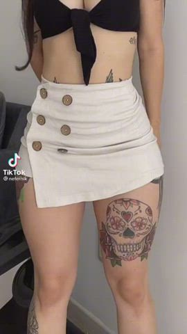 Big Tits Cleavage Dancing TikTok clip