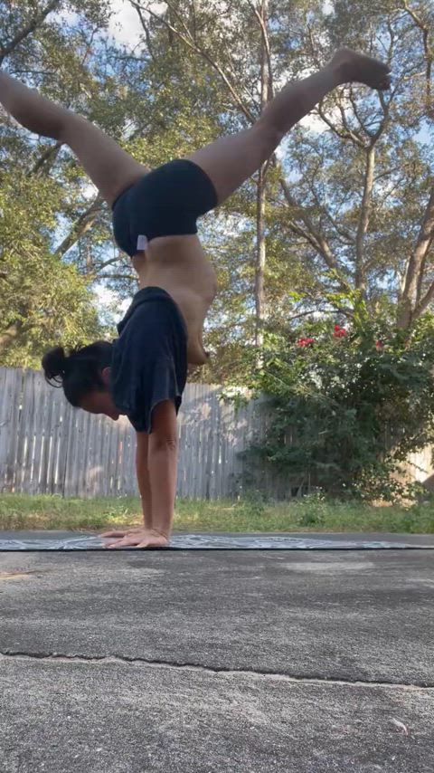 asian huge tits milf natural tits nude saggy tits tits yoga yoga pants clip