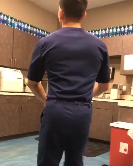 Booty Land-929250917005881344-20171111 073417-vid1