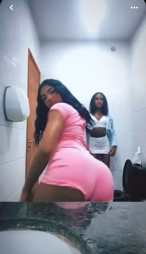 ass shaking grinding latina mexican pajamas teens thot tight pussy tights clip