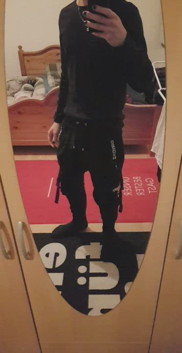 Enjoy some edgy boy teasing you ~