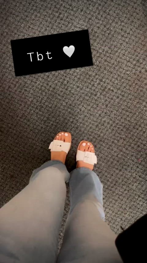 Thursday toes ๐ค