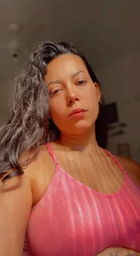 This 420slut is up to anything