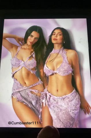 Kylie & Kendall 🤤🤤