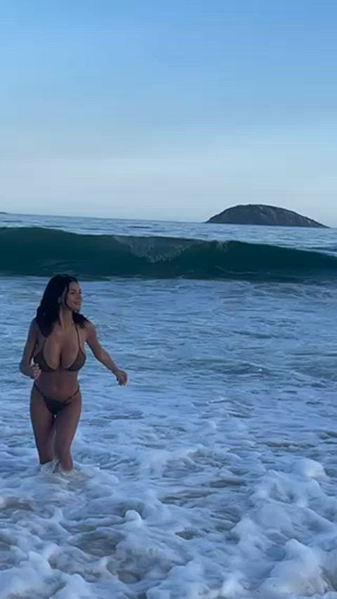 big tits teen boobs clip
