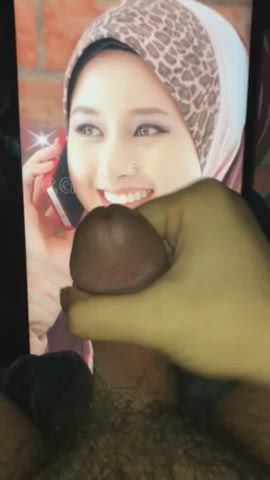 cock fetish handjob hijab homemade jerk off muslim tribbing tribute clip