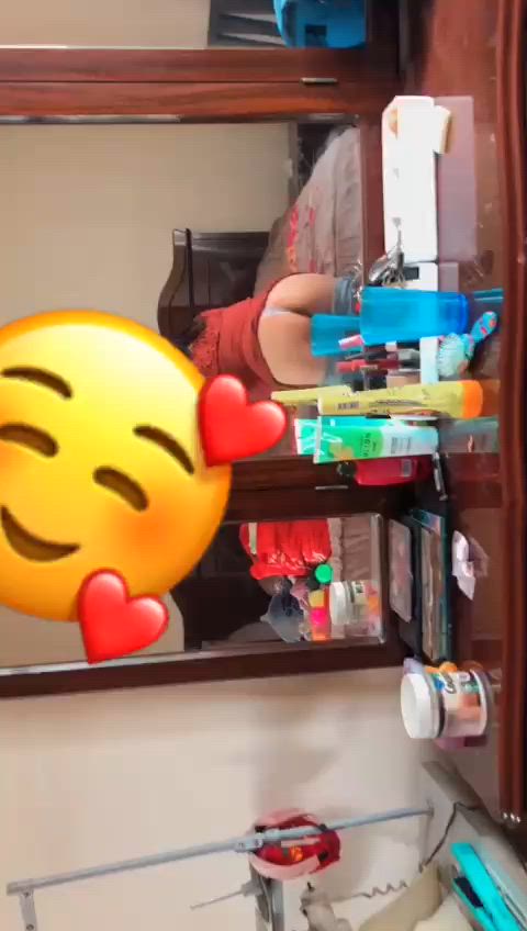 Que les parece su culito?