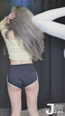 dancing korean tease clip