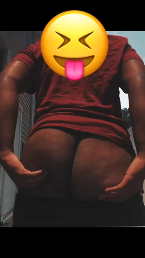 ass ebony public clip