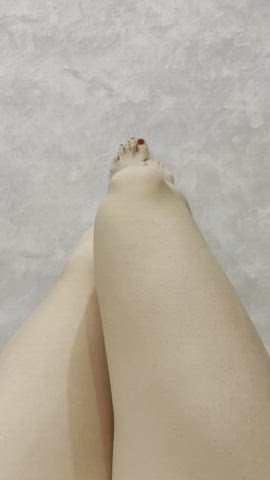 feet feet fetish fingering foot fetish legs teen clip