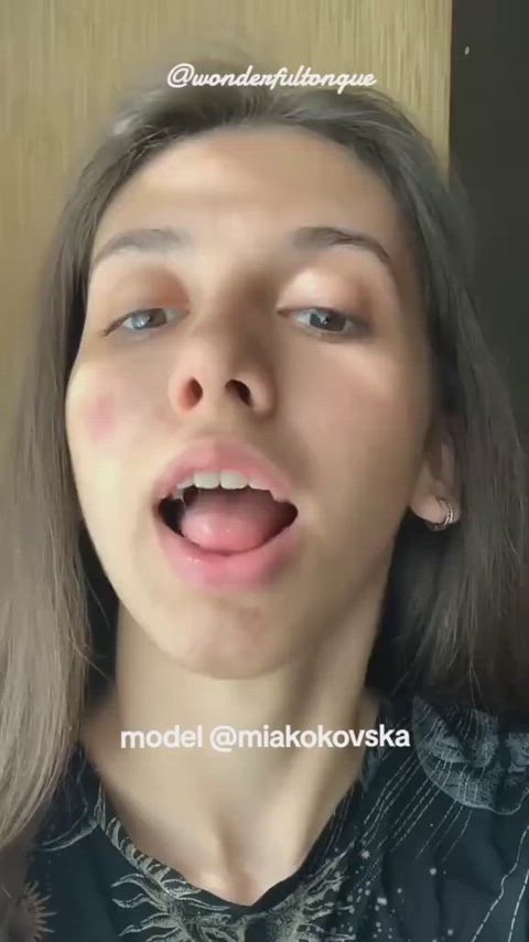 long tongue tongue tongue fetish clip