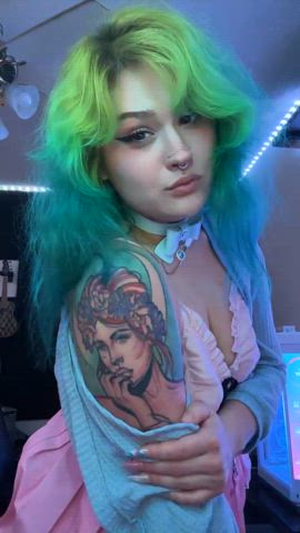 I heard youβre looking for a sweet and sadistic egirl.