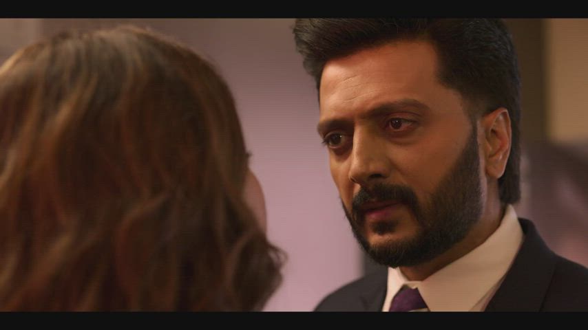 Tamanna Bhatia Kissing and Making out with Ritesh Deshmukh in Plan A Plan B