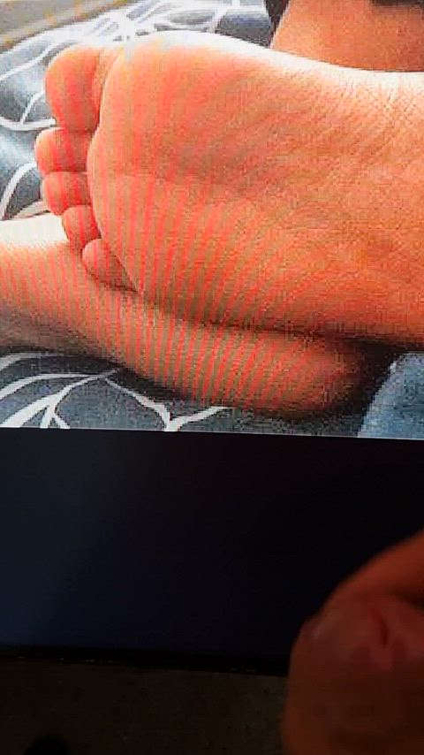 feet foot tribute clip