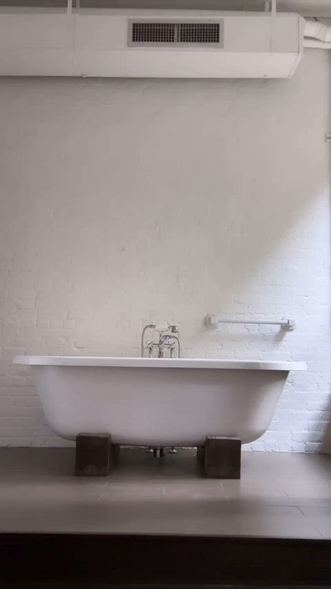 bathroom bathtub karen gillan redhead scottish clip
