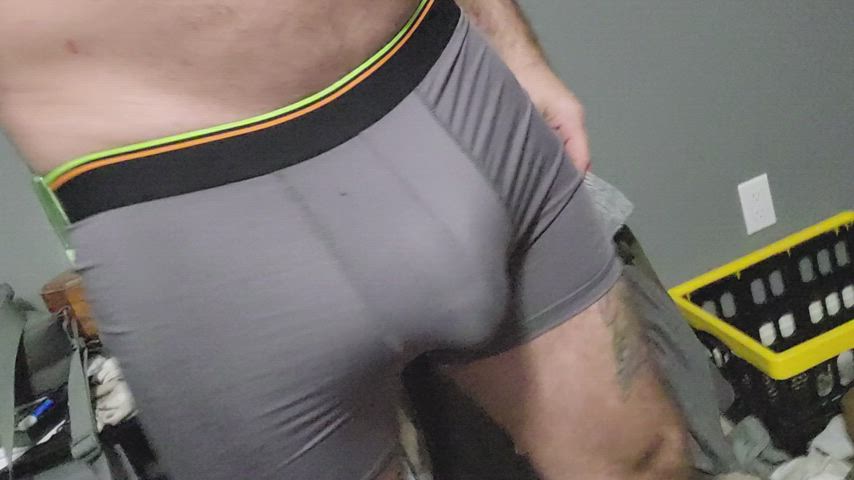 horny hostel thick cock bulgexxl clip