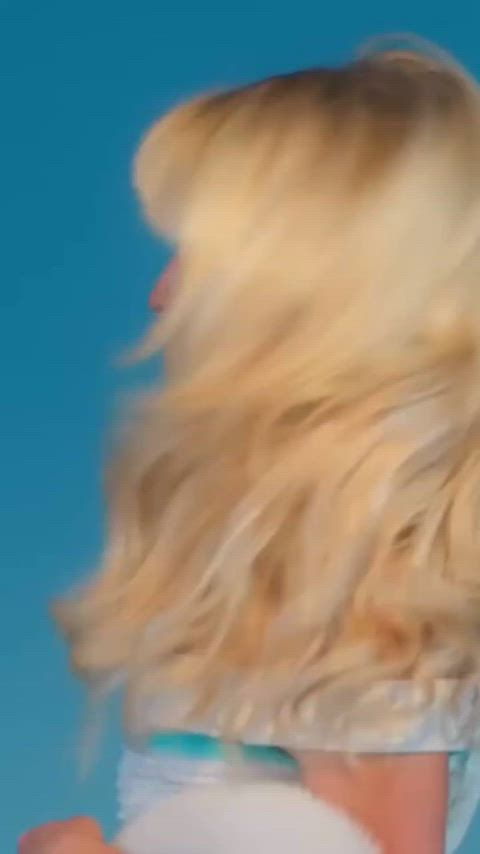 american blonde sexy voice clip