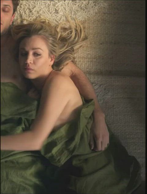 kaley cuoco celebrity bed sex clip
