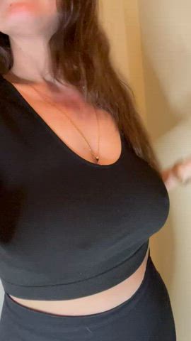 amateur big tits hotwife housewife wife wifey clip