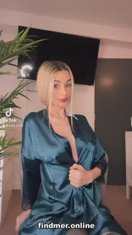 Amateur Big Tits Boobs Booty Hardcore Homemade Teen TikTok Tits clip