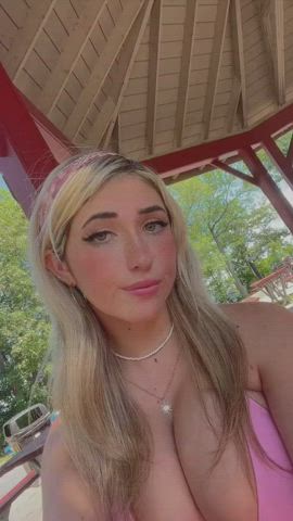 big tits bikini blonde clothed huge tits natural tits teen clip