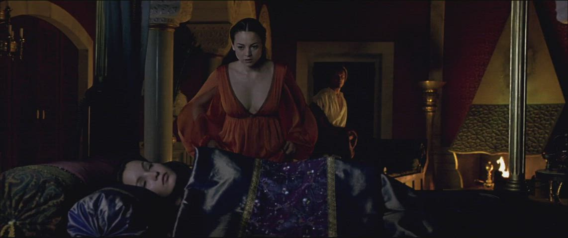 celebrity cinema nudity spanish clip