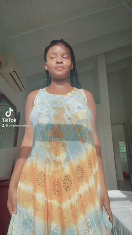 Ebony TikTok Twerking clip