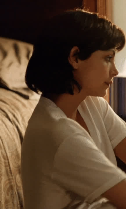 celebrity morena baccarin tits clip