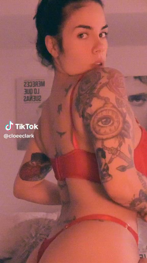 Hot and sexy, I'm very horny... shall we play?